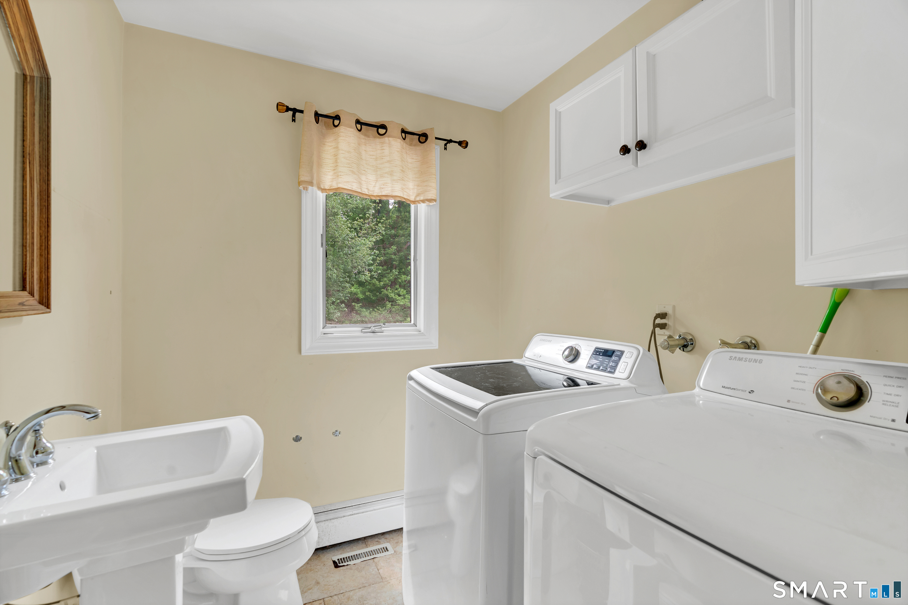 37 Woodside Drive Branford CT 06405