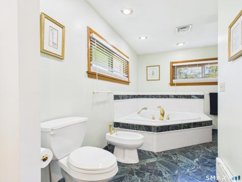 29 Vandall Street Thompson CT 06255
