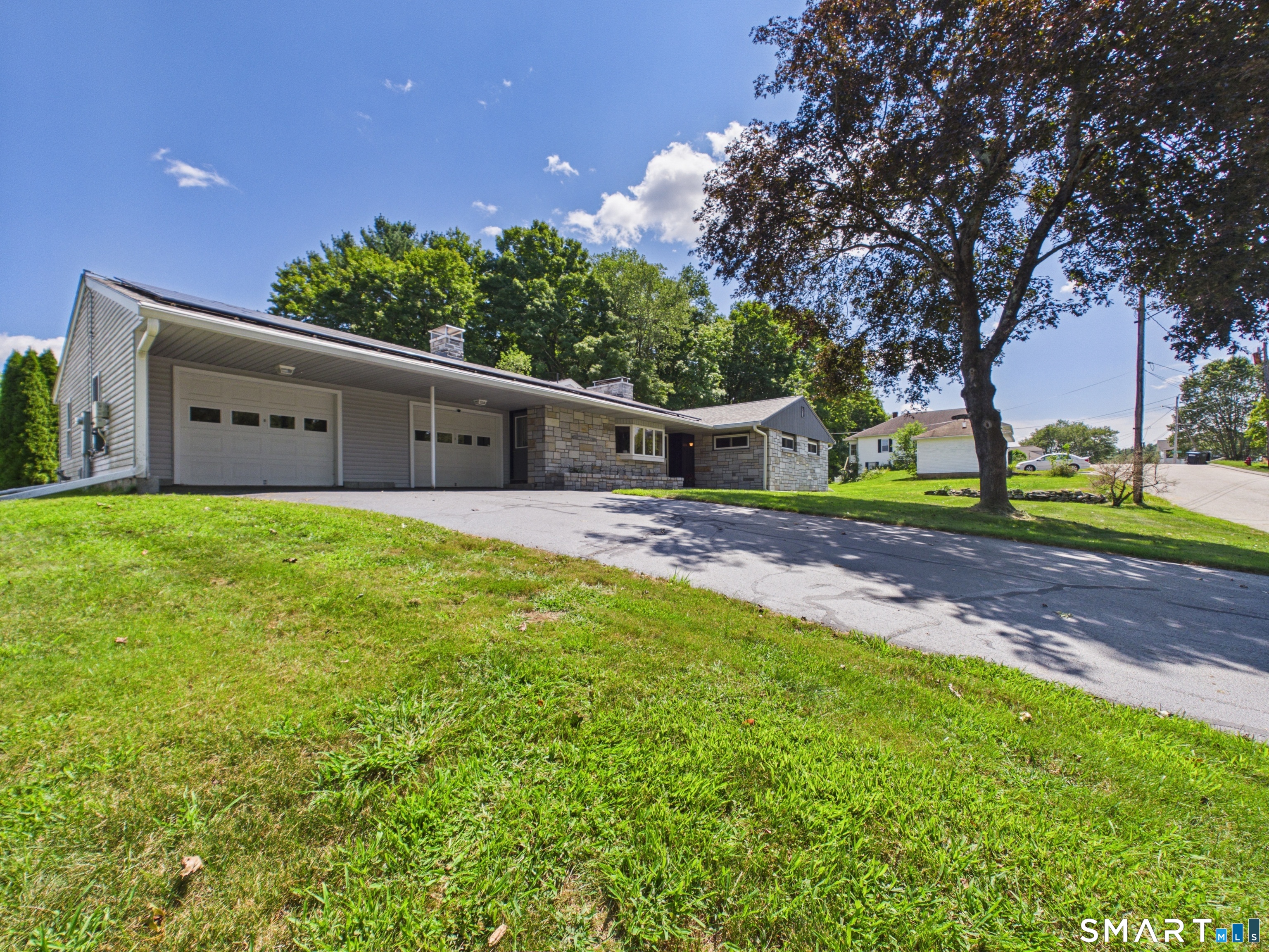 29 Vandall Street Thompson CT 06255