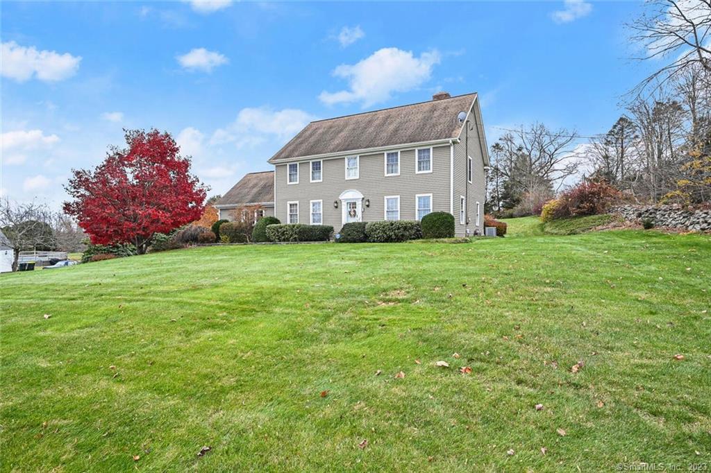 2 Deer Run Drive Seymour CT 06483