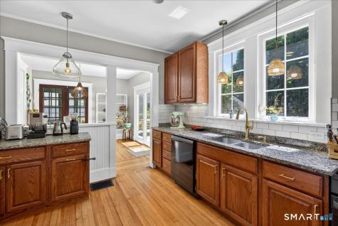 28 Thornton Street Hamden CT 06517