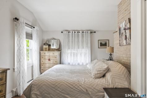 24 Beechwood Drive Newtown CT 06482