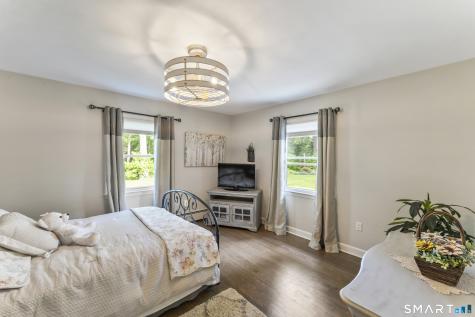 24 Beechwood Drive Newtown CT 06482