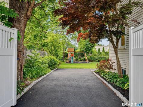 9 Patton Drive Darien CT 06820