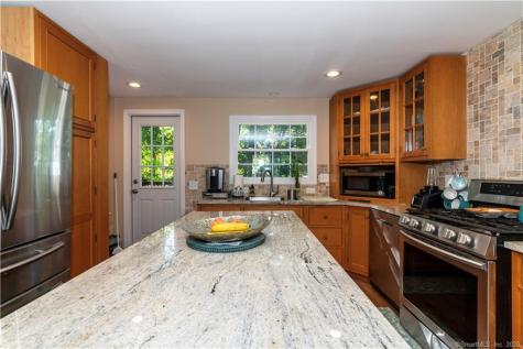 47 Farm Street Danbury CT 06811