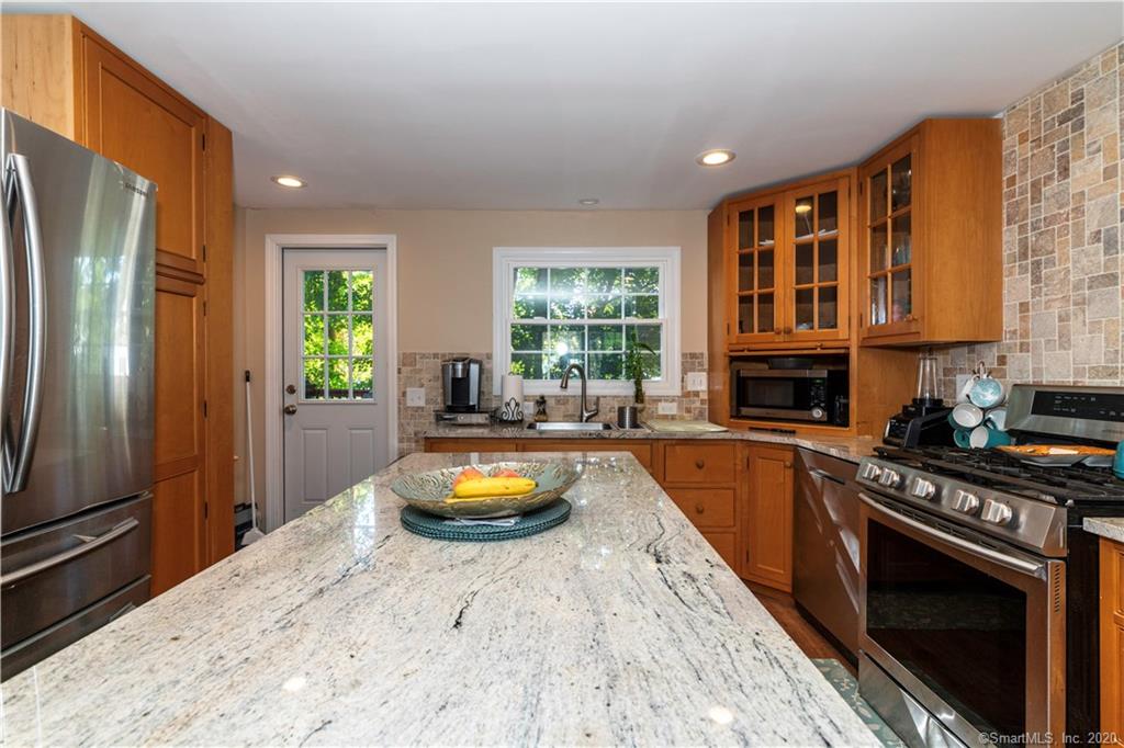 47 Farm Street Danbury CT 06811