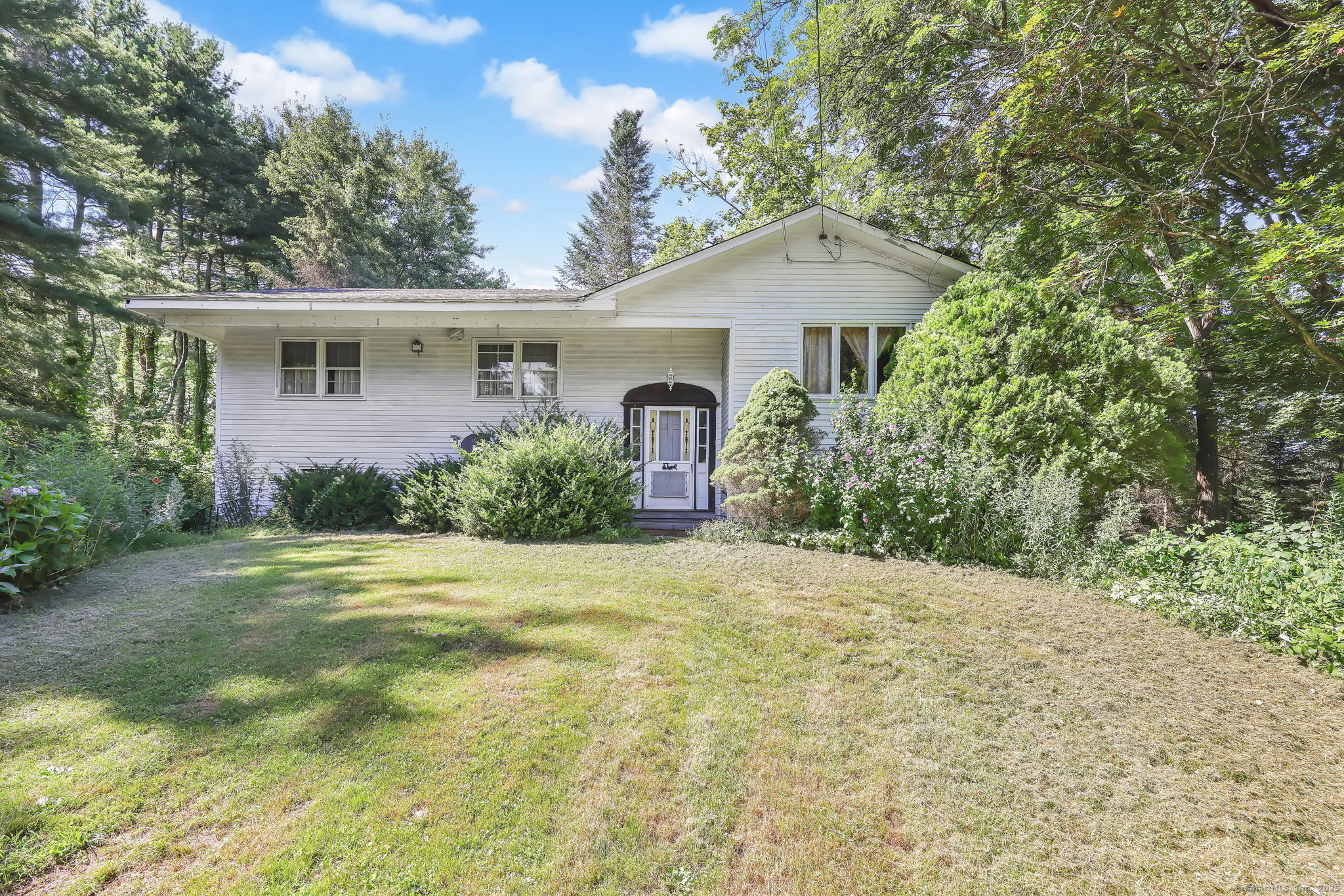 751 West Avon Road Avon CT 06001