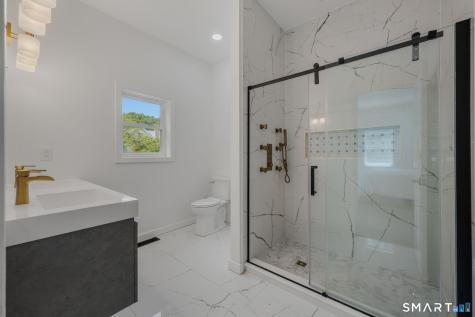 64 Mullen Hill Road Waterford CT 06385