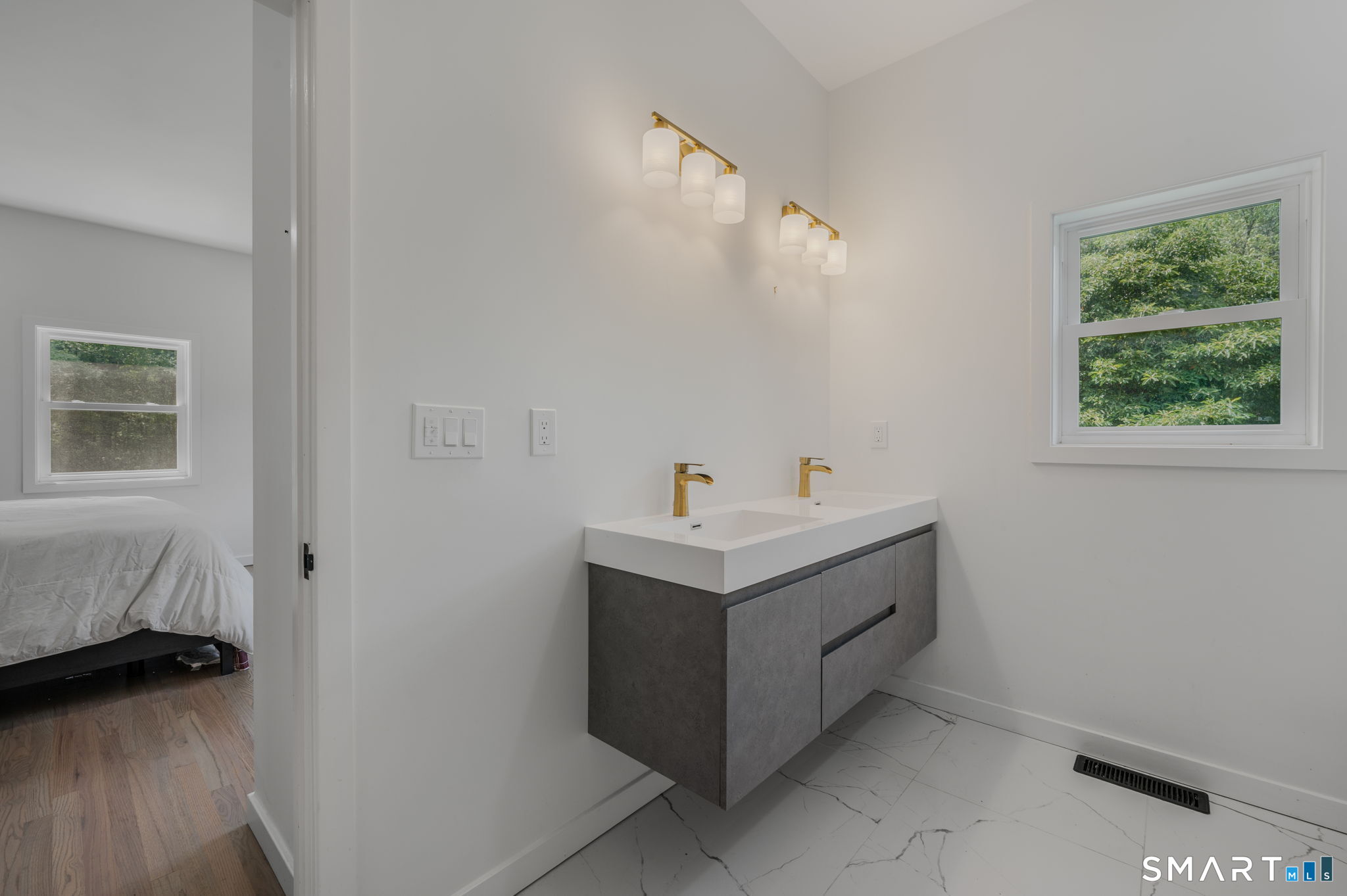 64 Mullen Hill Road Waterford CT 06385