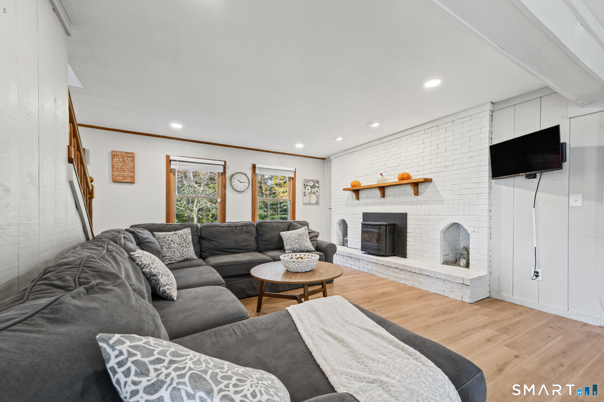 99 Rye Hill Circle Somers CT 06071