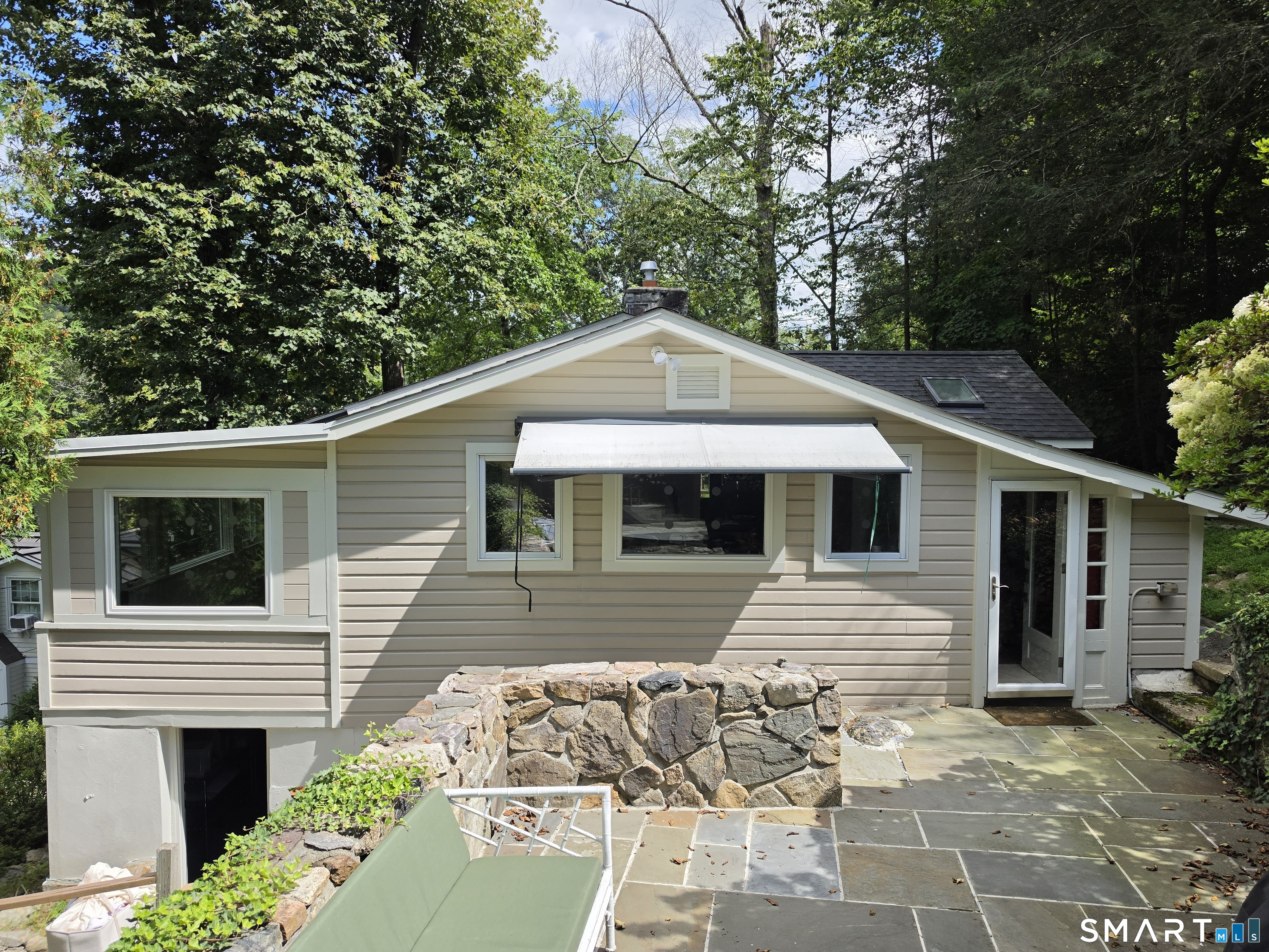 1 Algonquin Trail Newtown CT 06482