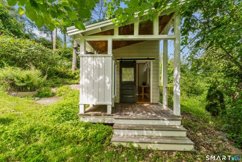 1 Algonquin Trail Newtown CT 06482