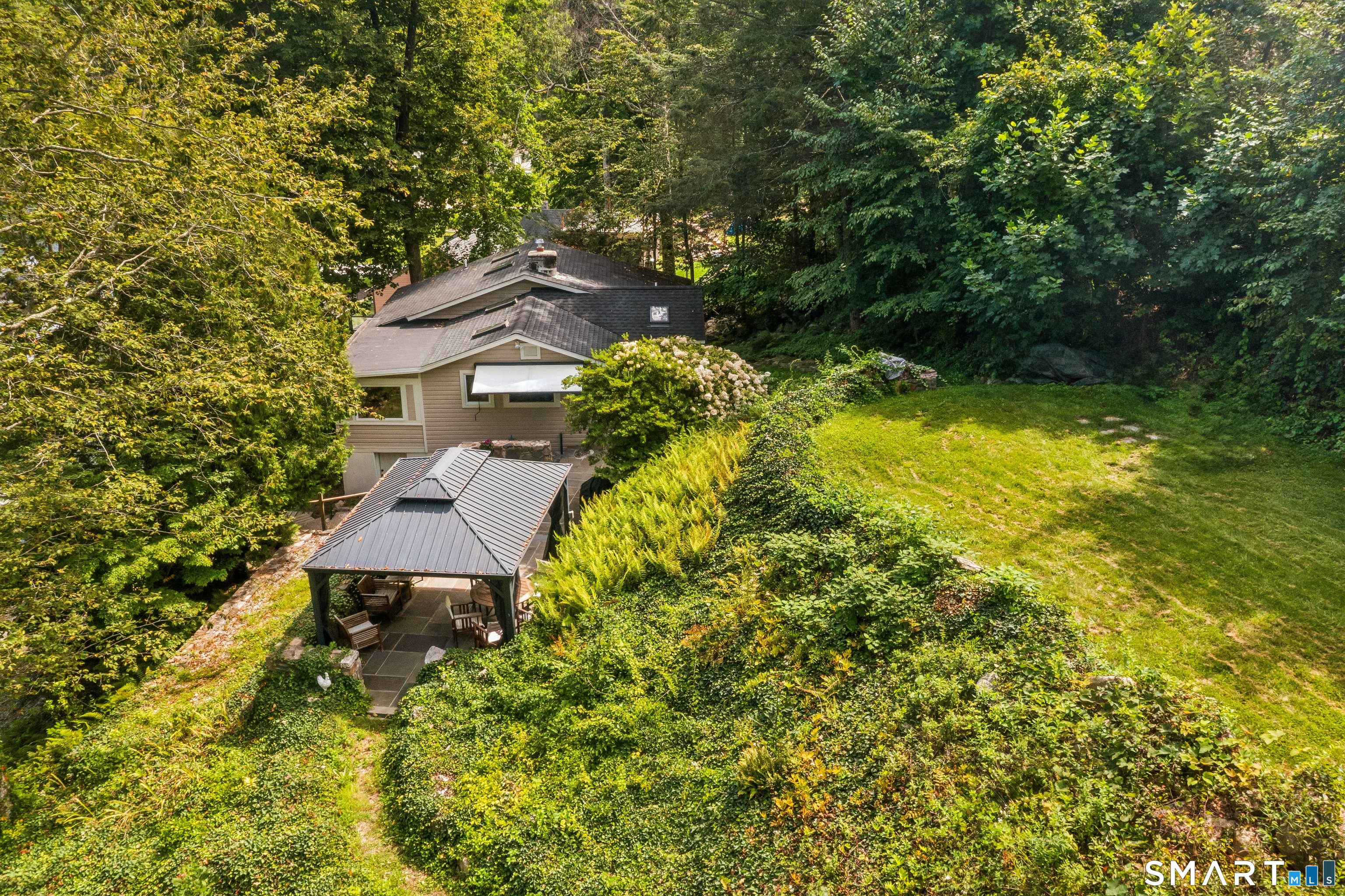 1 Algonquin Trail Newtown CT 06482