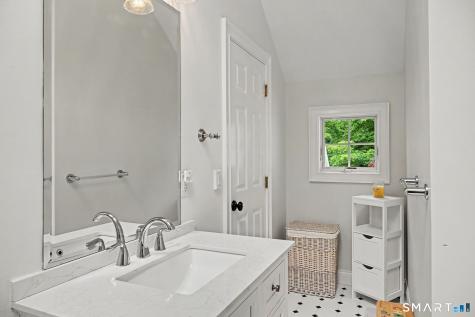 380 Black Rock Turnpike Redding CT 06896