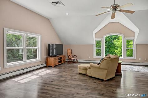380 Black Rock Turnpike Redding CT 06896