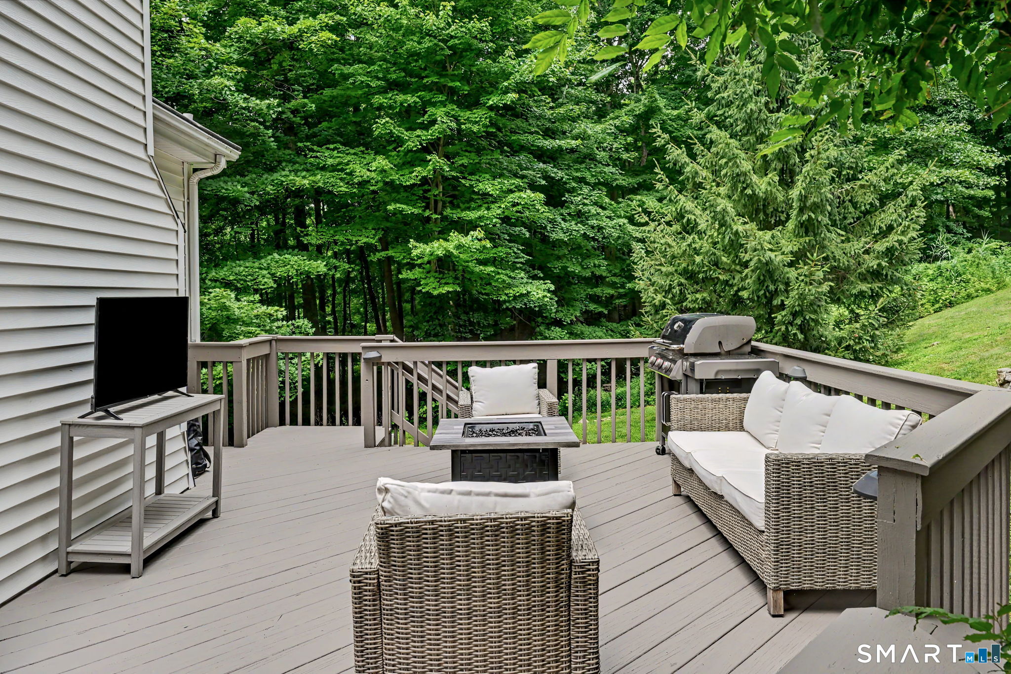 380 Black Rock Turnpike Redding CT 06896
