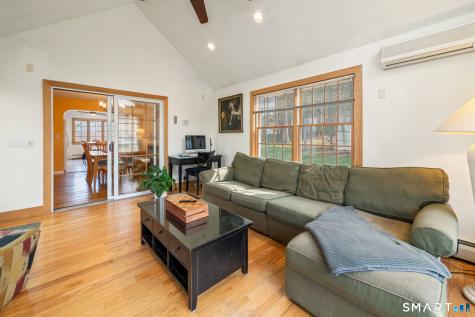 264 Highland Avenue Hamden CT 06518