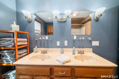 264 Highland Avenue Hamden CT 06518