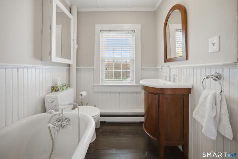 18 Bates Road Chaplin CT 06235