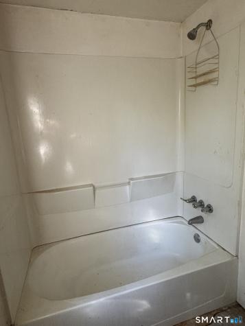 59 East Wintonbury Avenue Bloomfield CT 06002