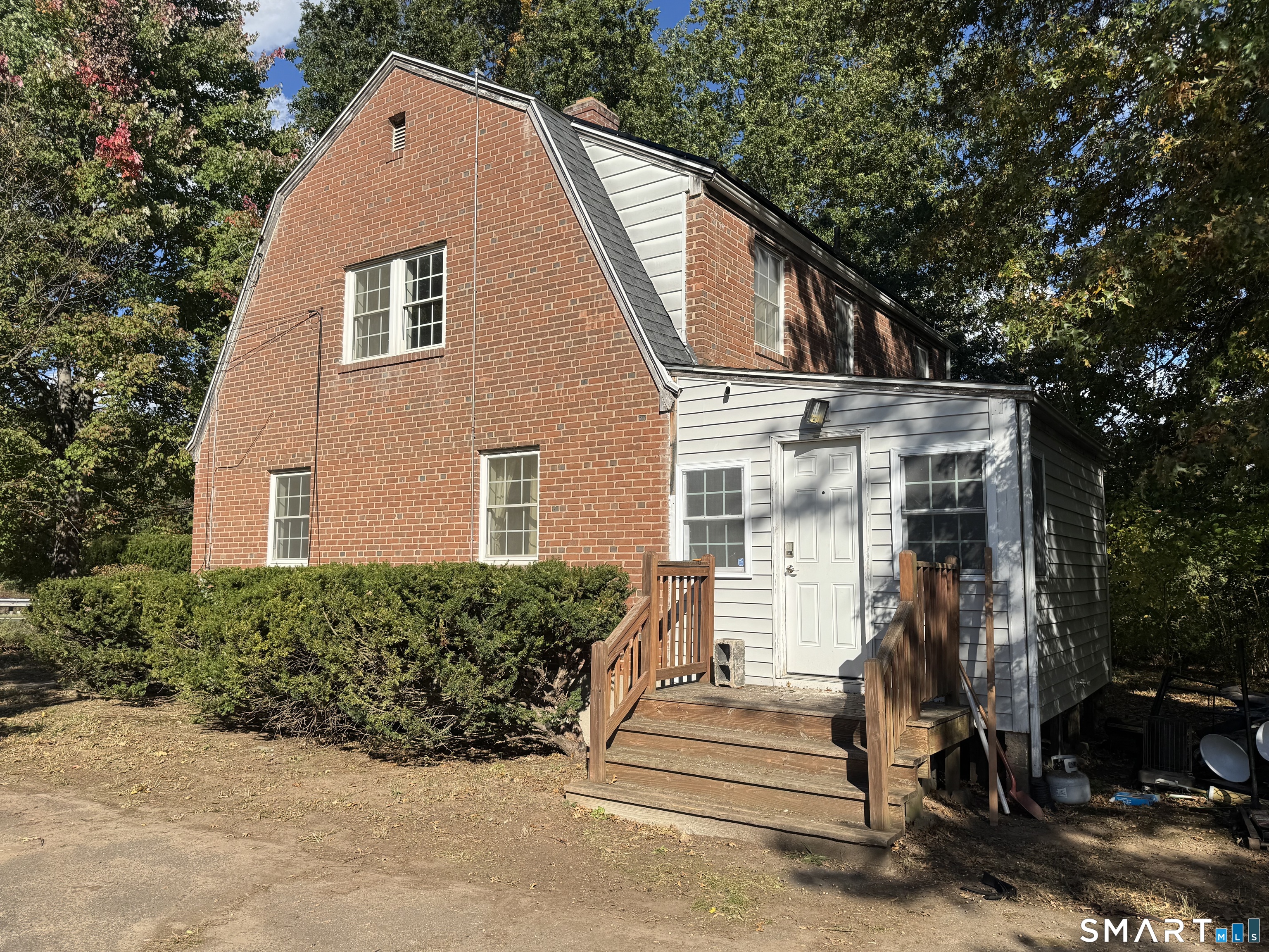 59 East Wintonbury Avenue Bloomfield CT 06002