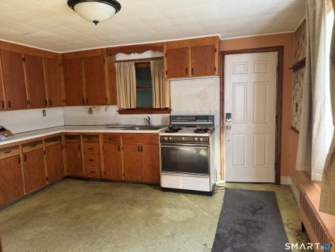 59 East Wintonbury Avenue Bloomfield CT 06002