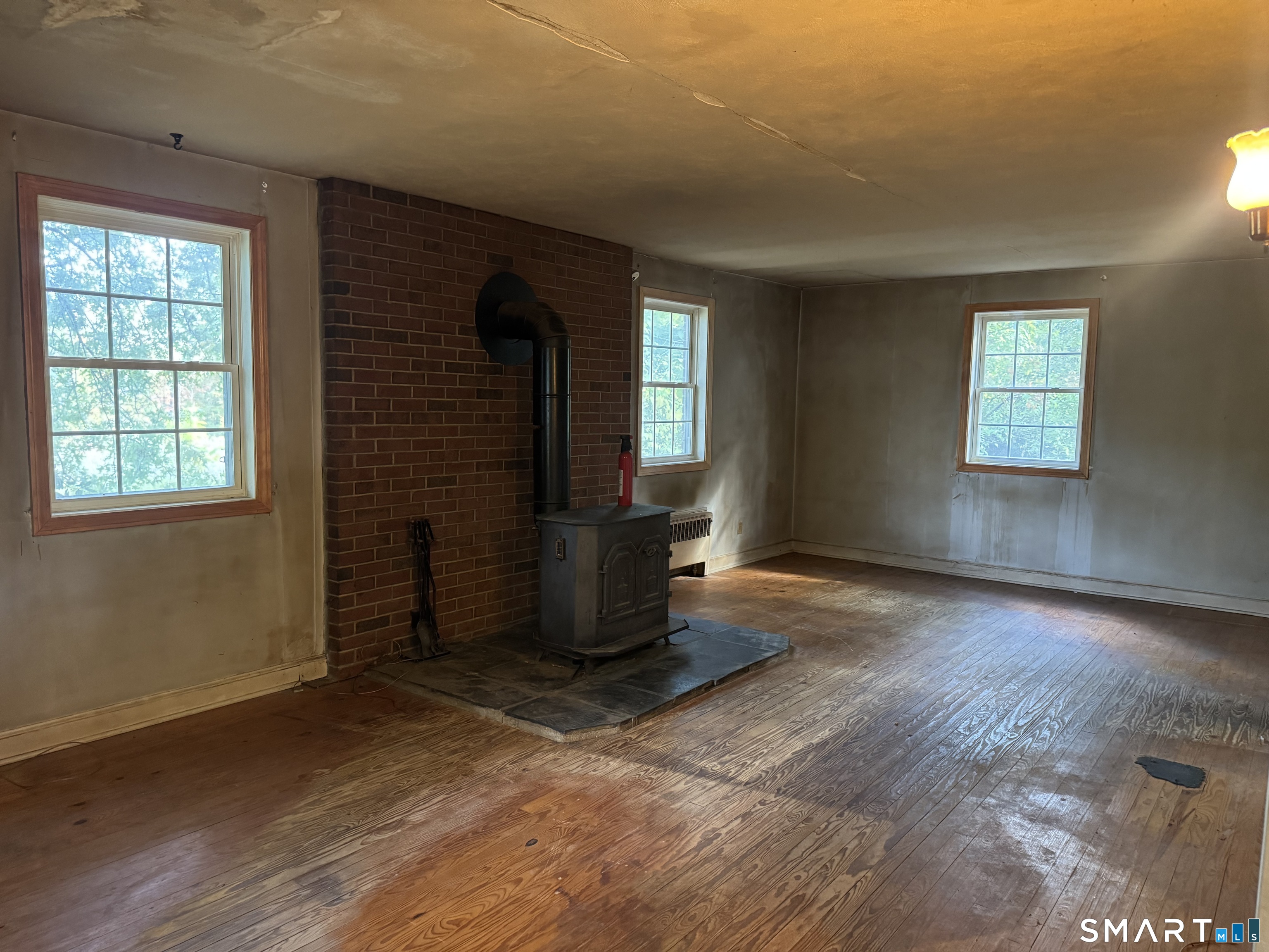 59 East Wintonbury Avenue Bloomfield CT 06002