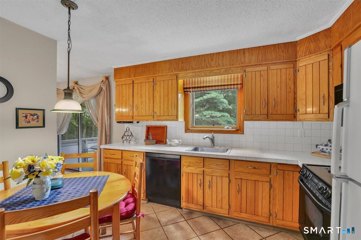 232 Jones Road Naugatuck CT 06770