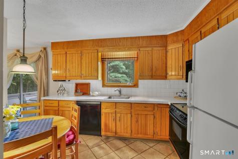 232 Jones Road Naugatuck CT 06770
