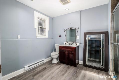 8 Royal Road Danbury CT 06811