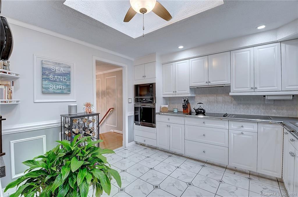 43 Southwood Drive West Hartford CT 06110