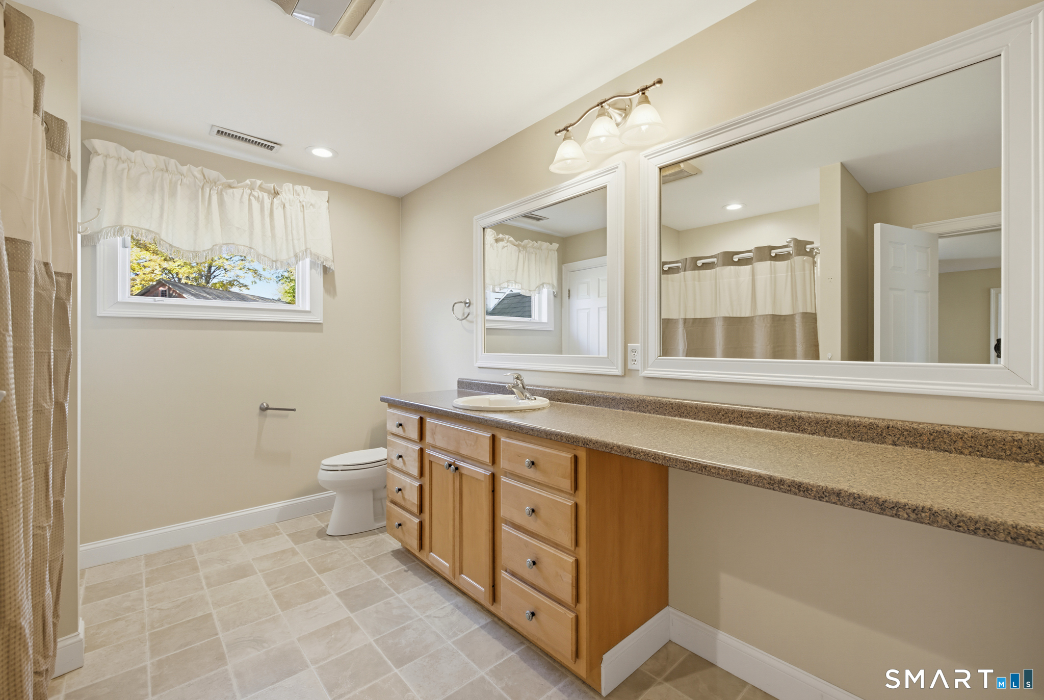 189 Shadow Pond Lane Suffield CT 06078