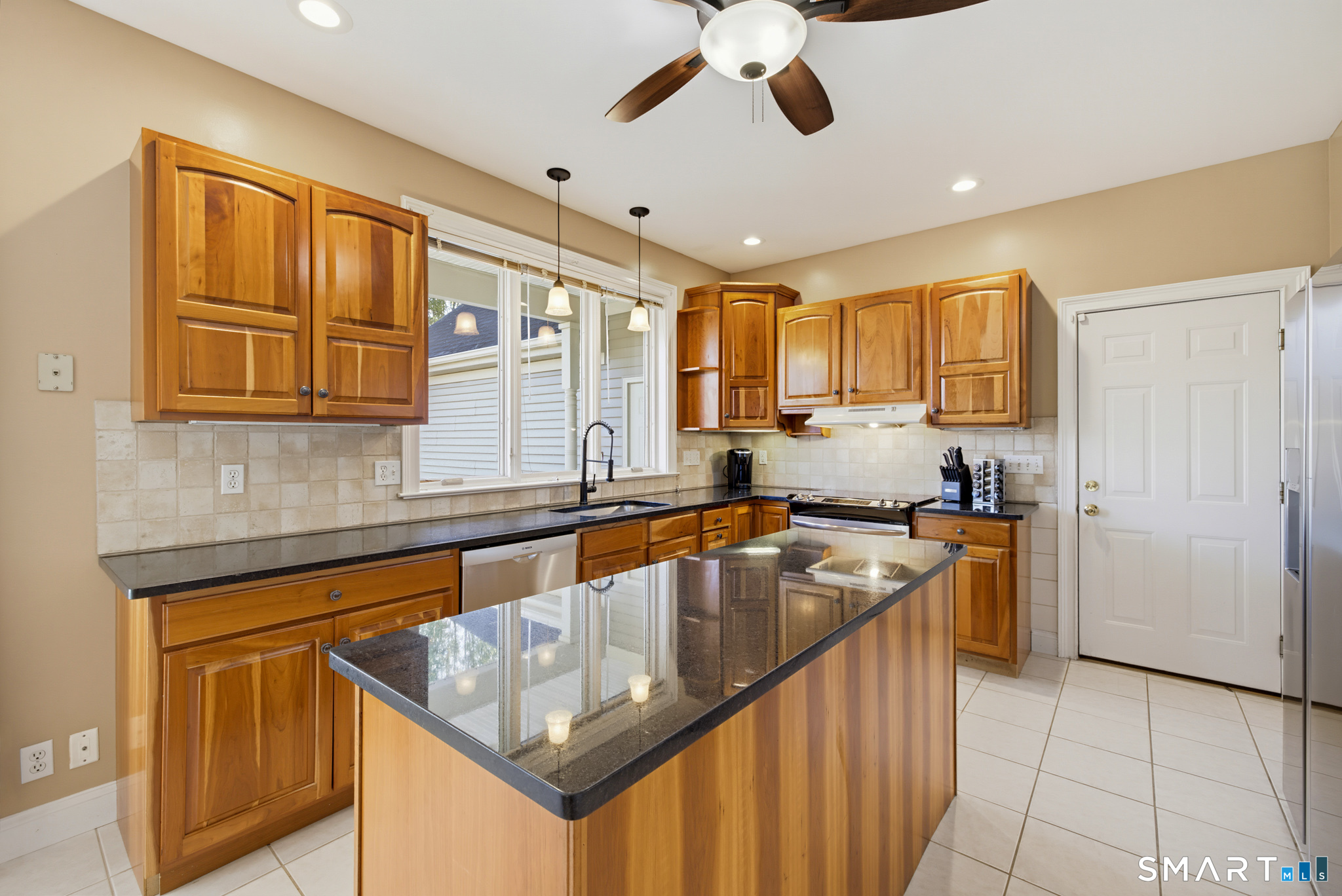 189 Shadow Pond Lane Suffield CT 06078