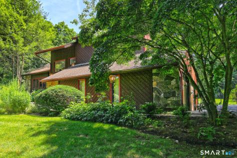 67 Christopher Lane Guilford CT 06437