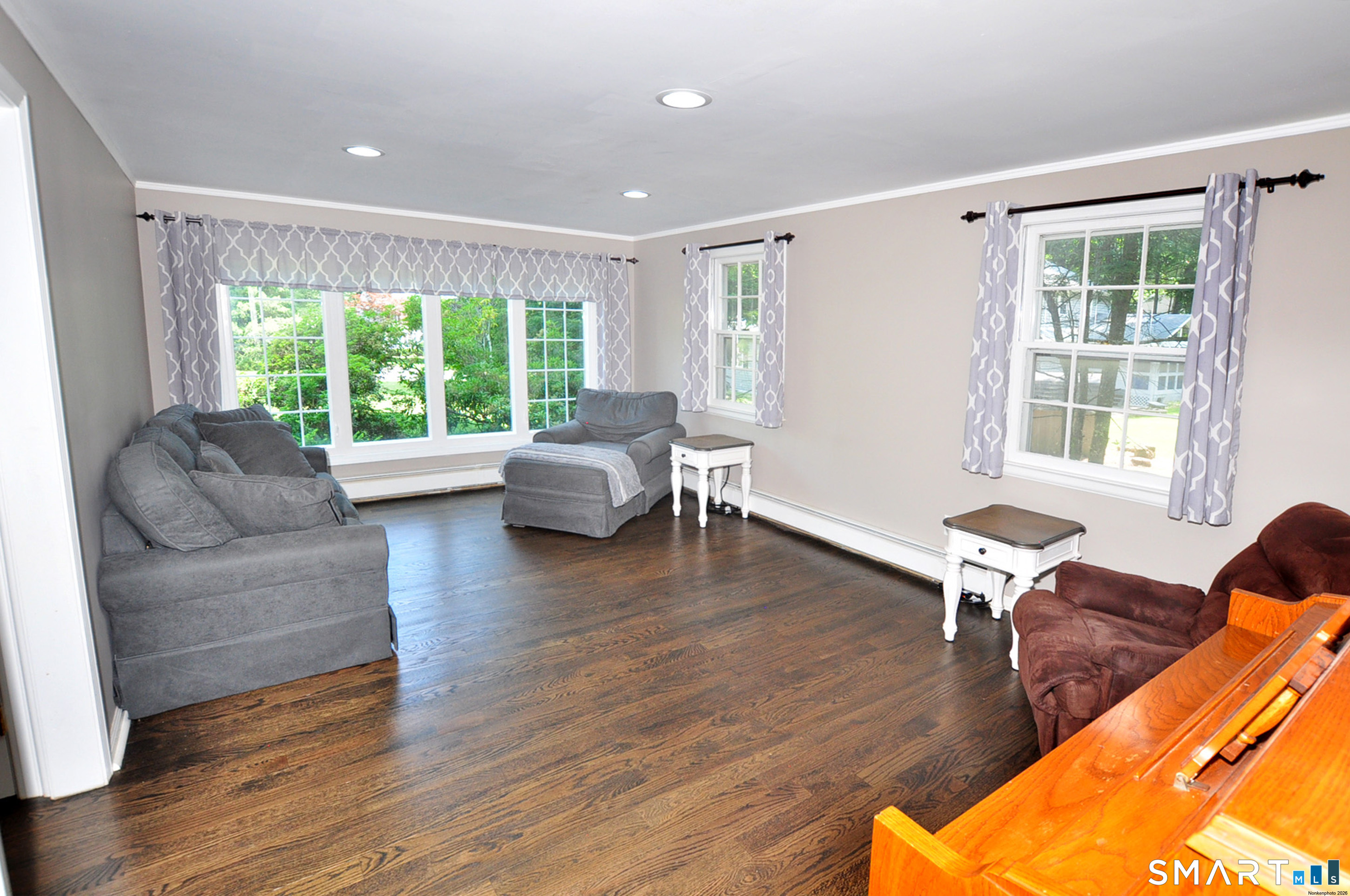 23 Kingsbridge Avon CT 06001