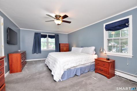 23 Kingsbridge Avon CT 06001