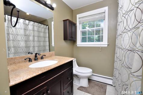 23 Kingsbridge Avon CT 06001