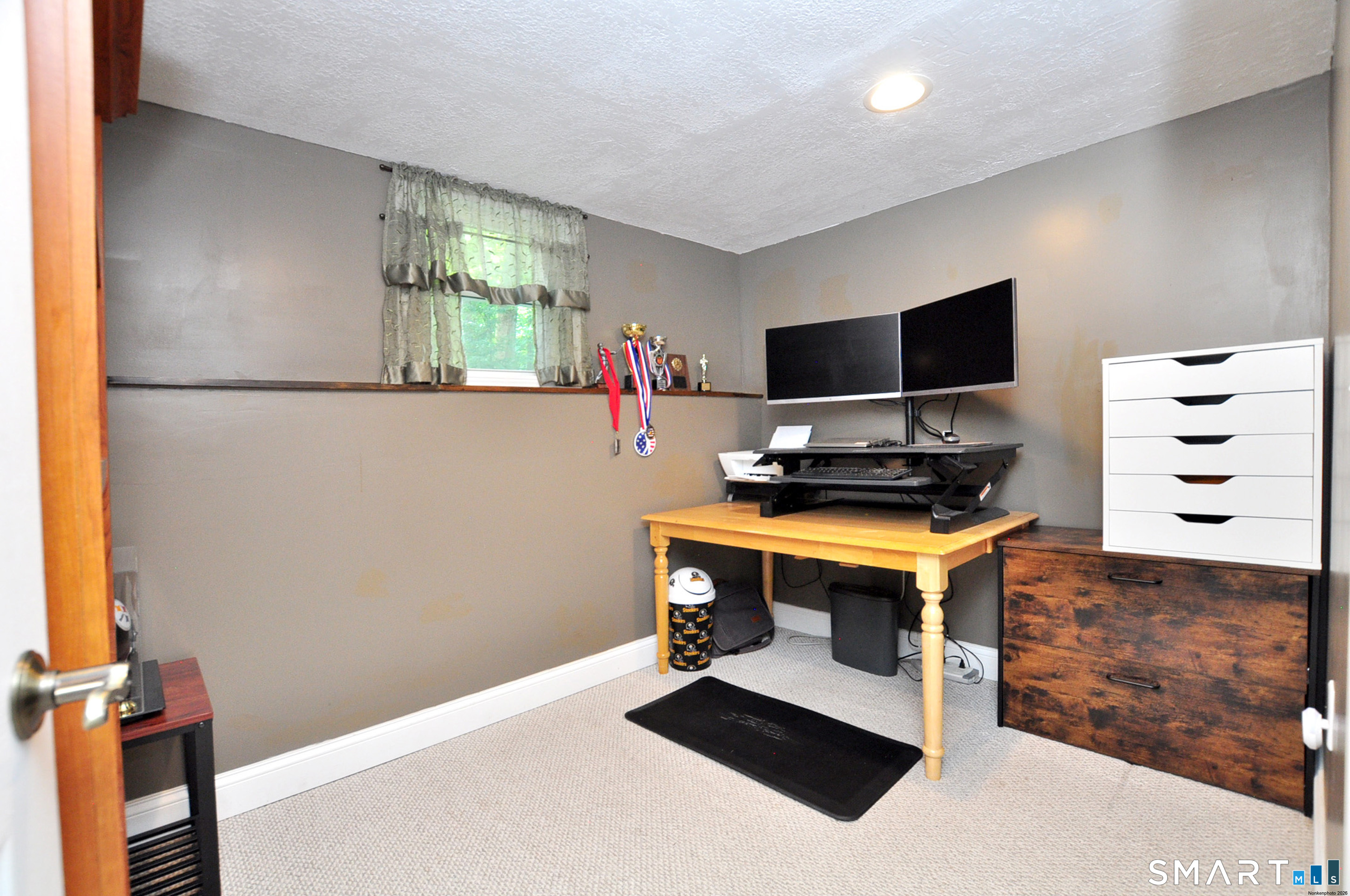 23 Kingsbridge Avon CT 06001