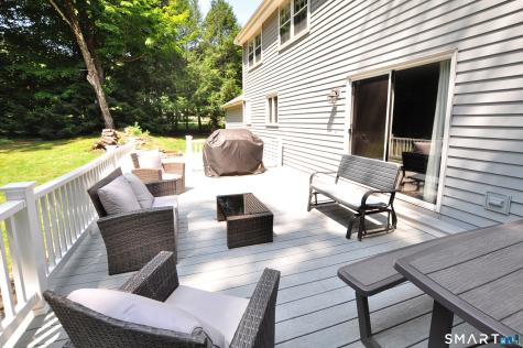 23 Kingsbridge Avon CT 06001