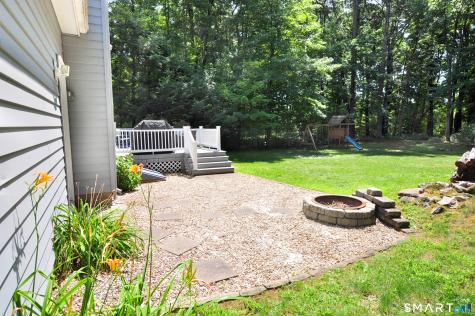 23 Kingsbridge Avon CT 06001
