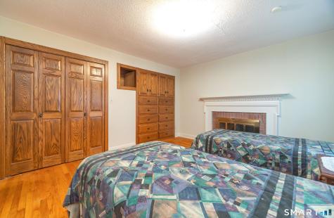 1603 Hartford Turnpike North Haven CT 06473