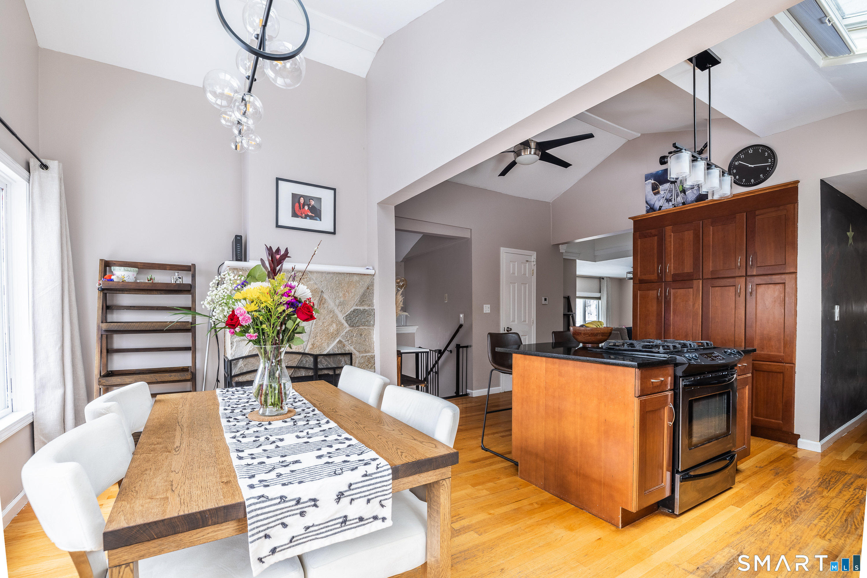 51 Evergreen Avenue Hamden CT 06518