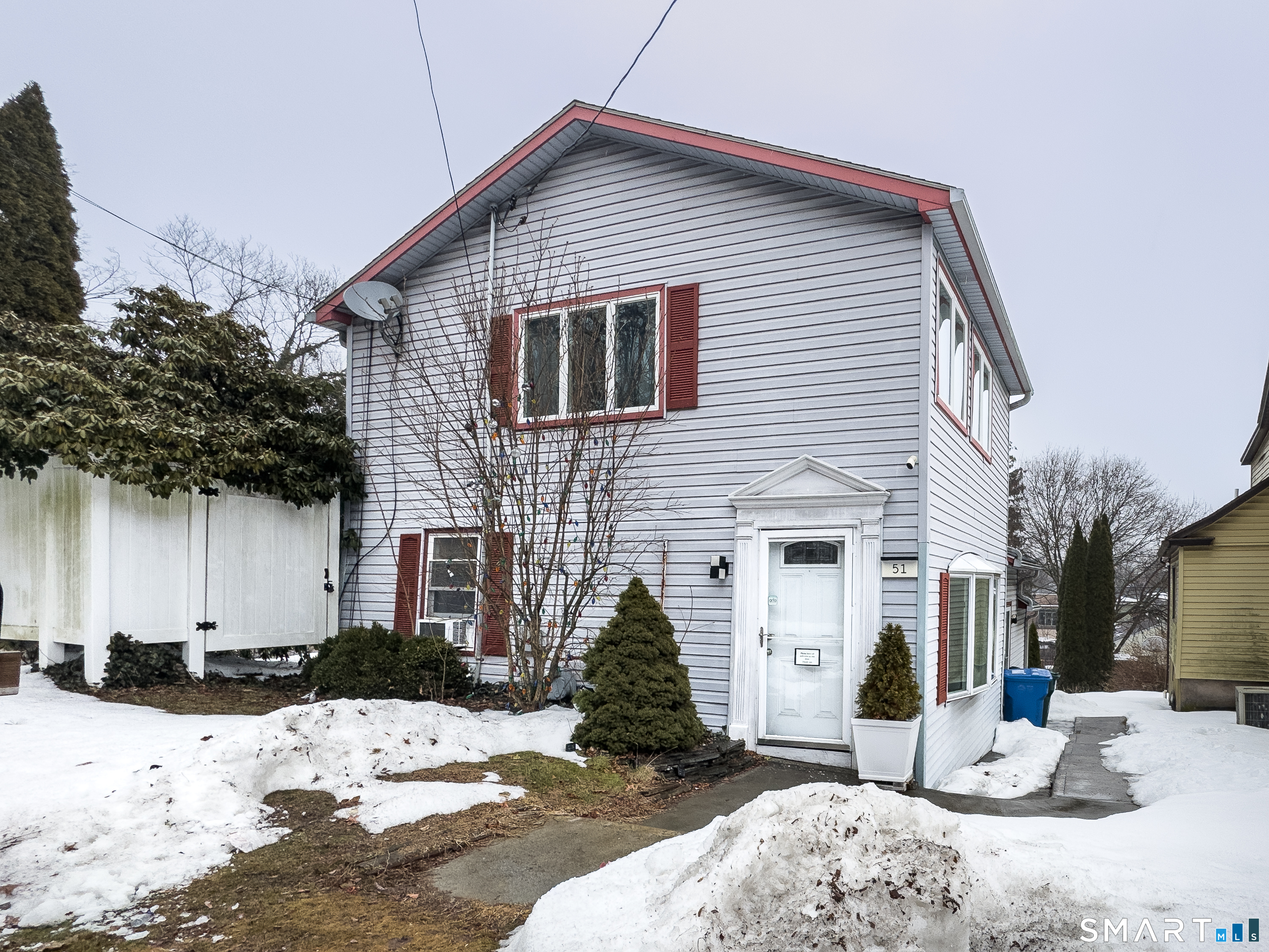 51 Evergreen Avenue Hamden CT 06518