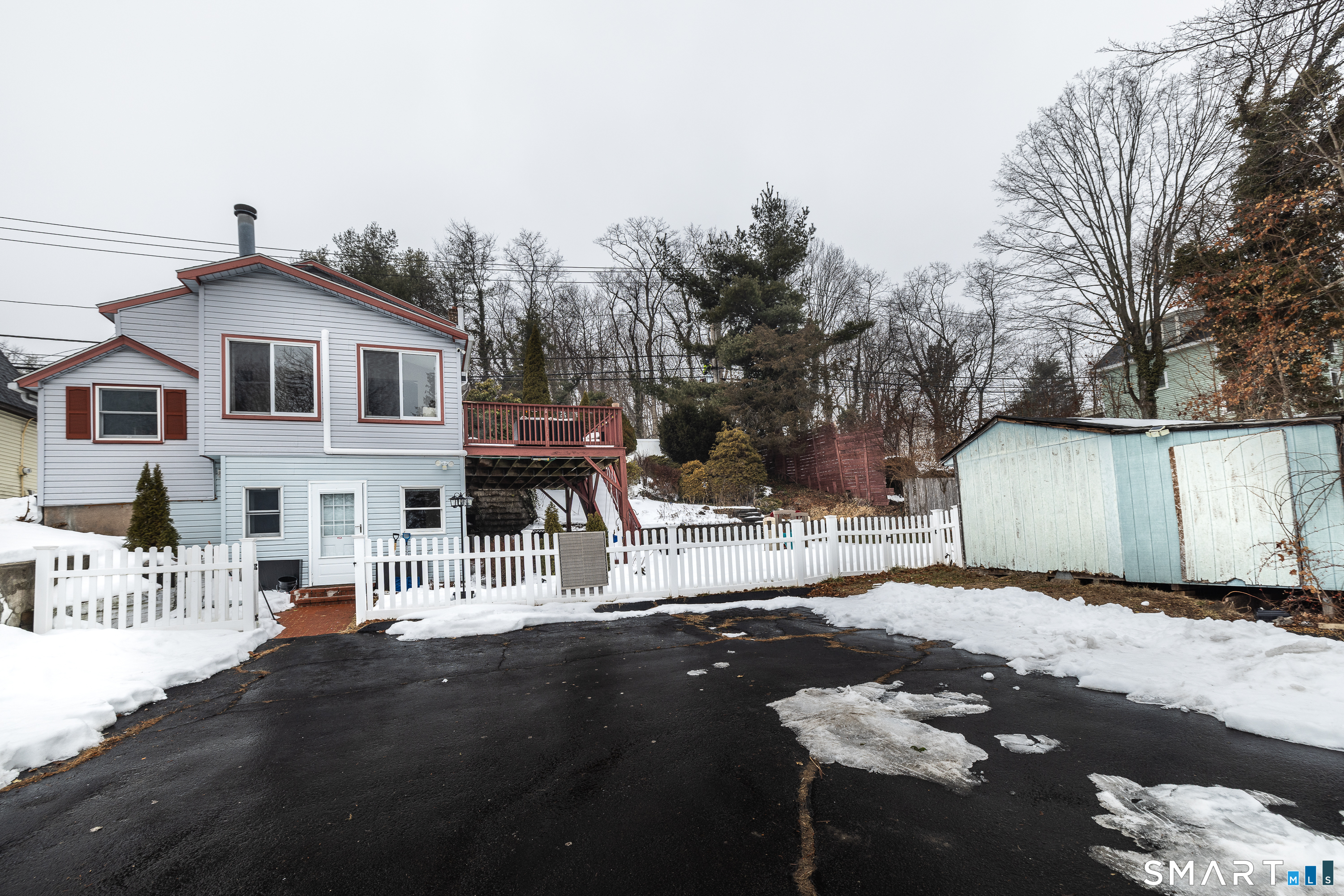 51 Evergreen Avenue Hamden CT 06518