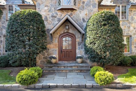 76 Arrowhead Way Darien CT 06820