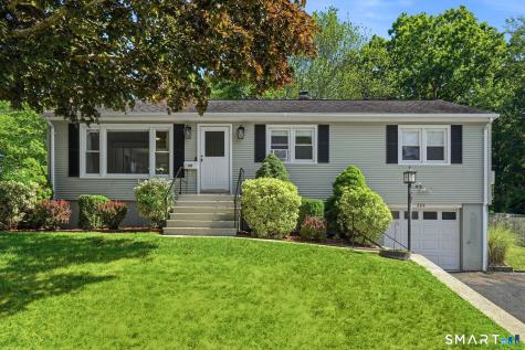 206 Beatrice Drive West Haven CT 06516