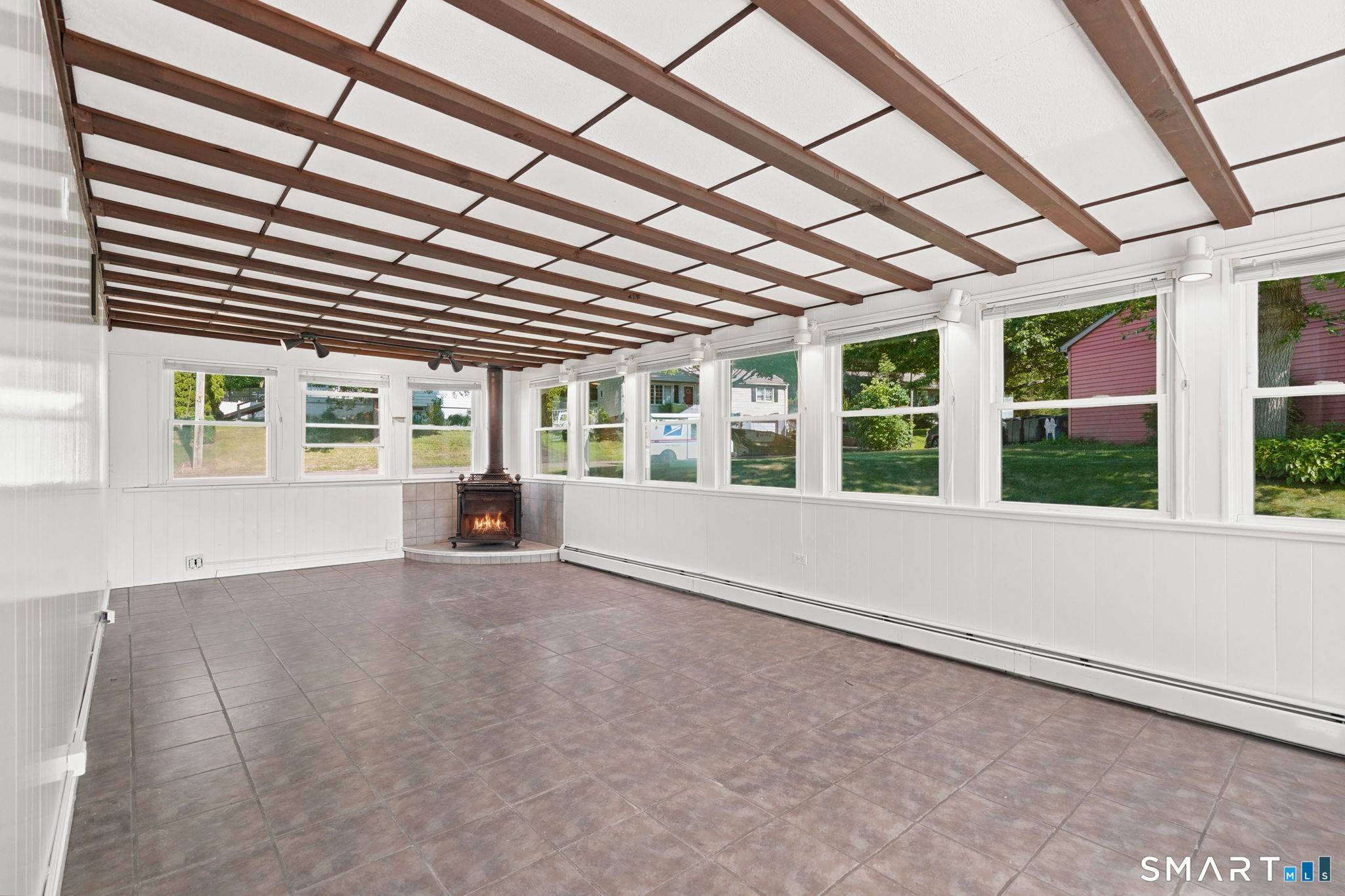 206 Beatrice Drive West Haven CT 06516