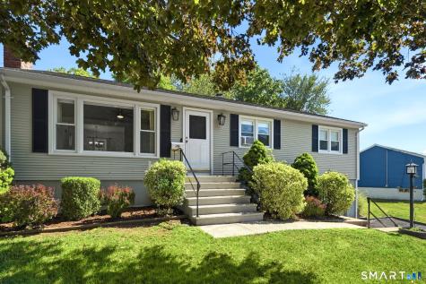 206 Beatrice Drive West Haven CT 06516