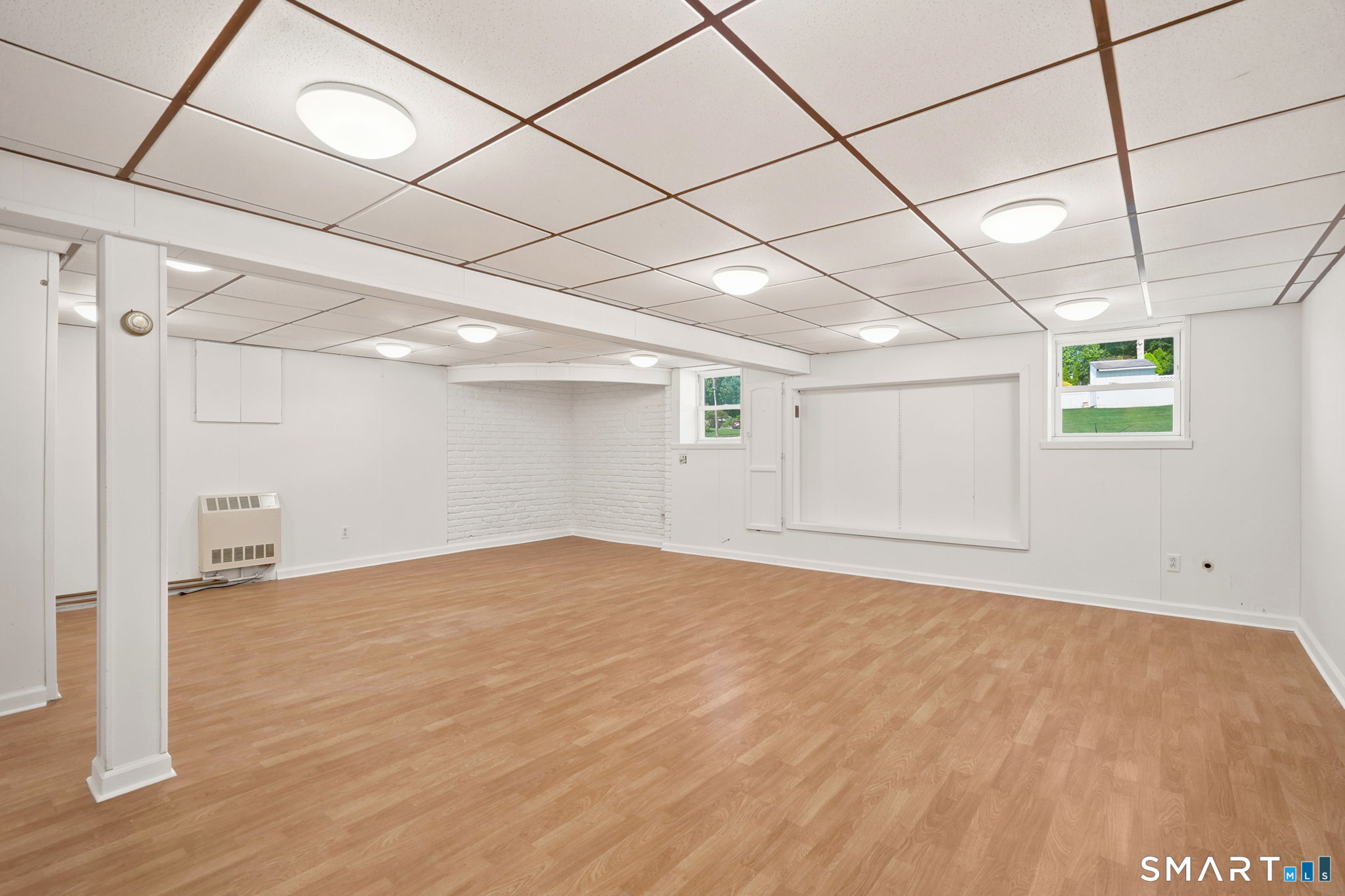 206 Beatrice Drive West Haven CT 06516