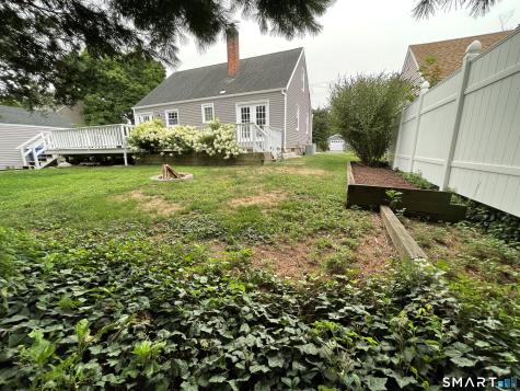 86 Ferndale Avenue Stratford CT 06614
